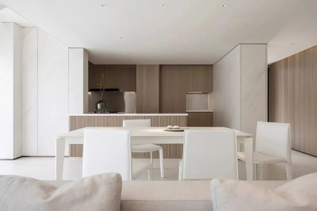 极简小户型装修25方复式,极简风格小复式