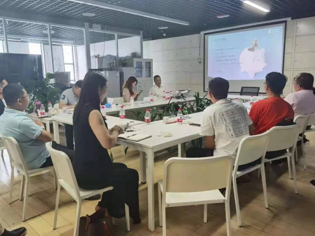 滳慧动态|法商理念走进香港亚洲商学院，获得企业家高度认可