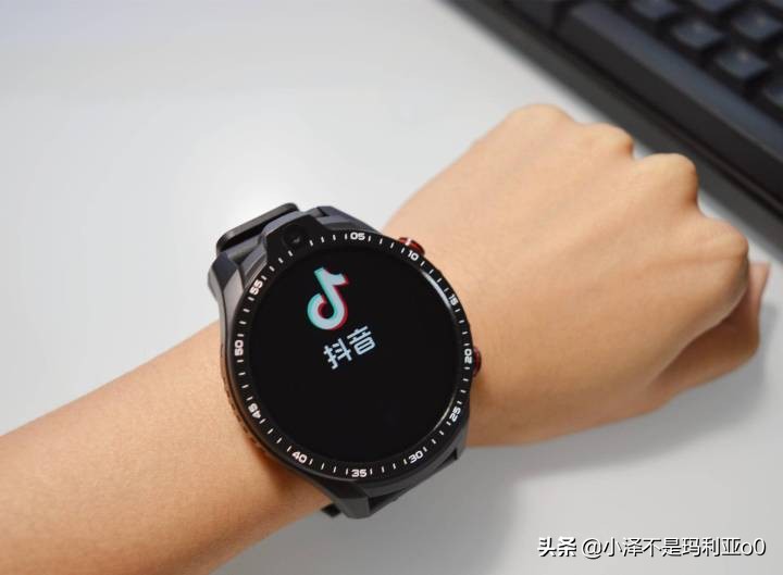 jeep黑骑士手表拍照,摸鱼黑骑士