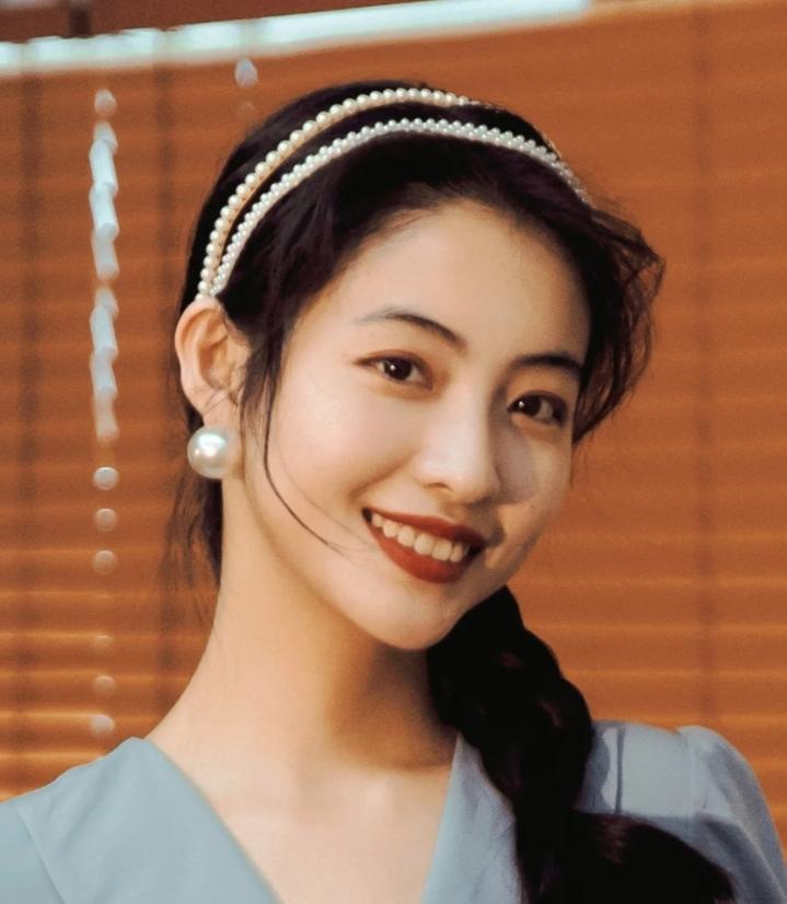 复古港风大波浪发型,复古港风男生发型短发