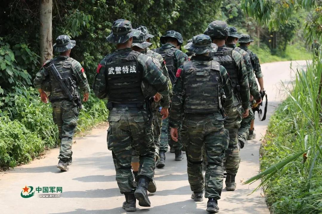 解放军购买140万套防弹衣,解放军两年内配发防弹衣