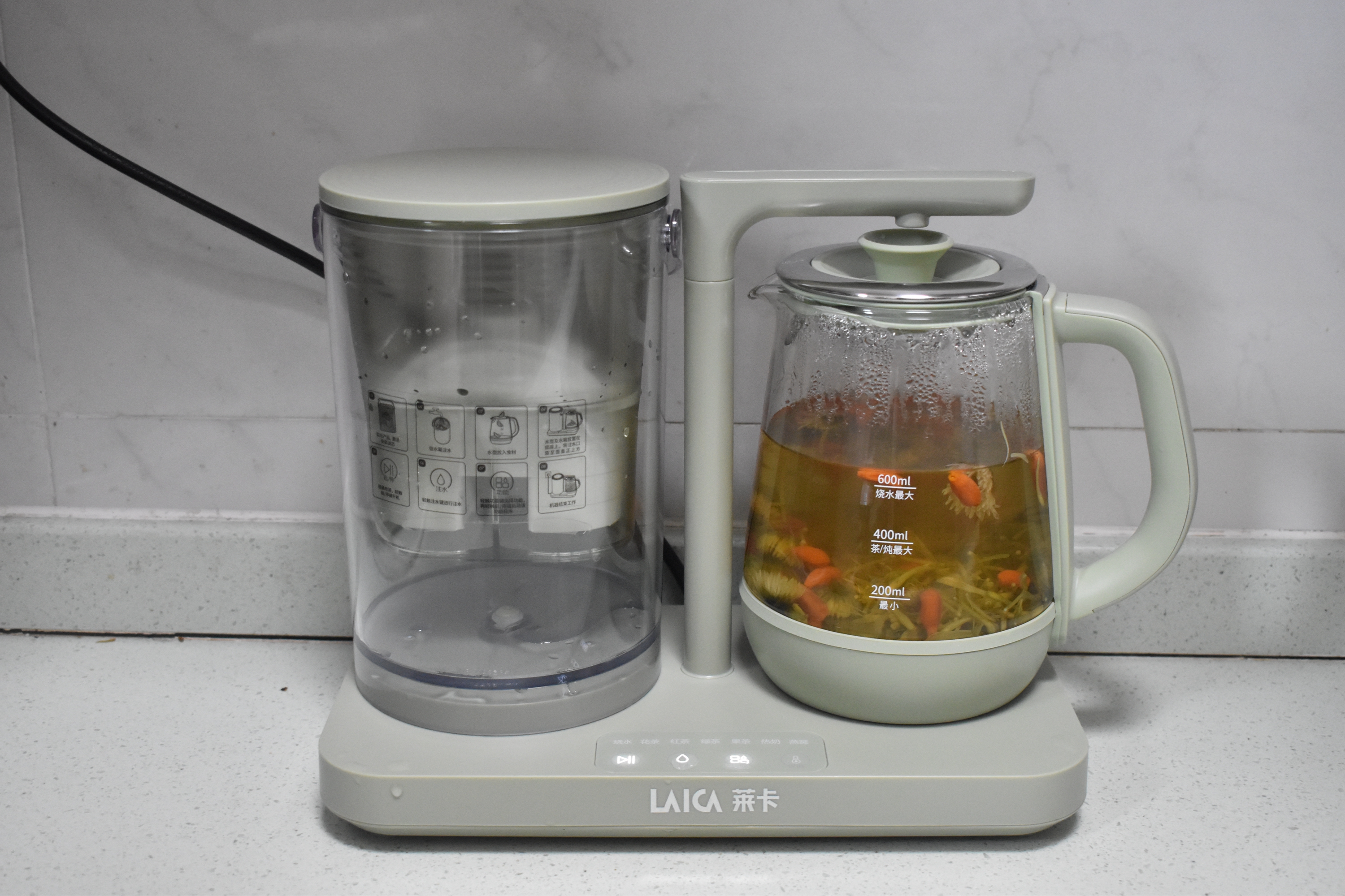 泡茶喝的饮品滋润喉咙,熬夜去火煮什么茶喝