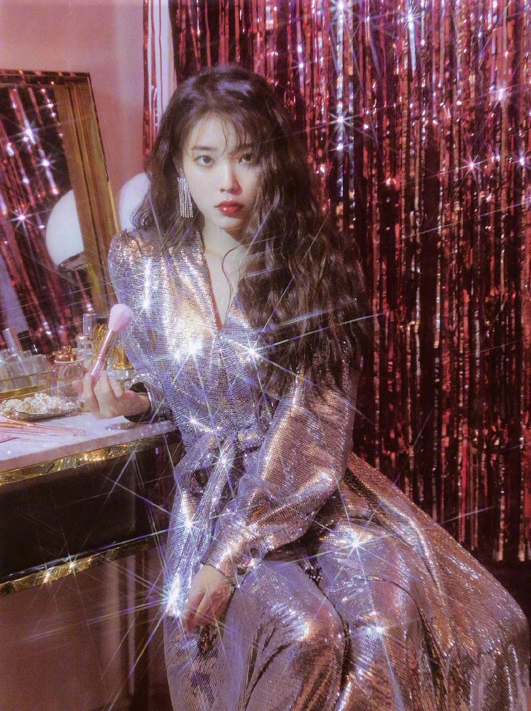 大波浪韩系半身裙,iu深v鱼鳞抹胸裙