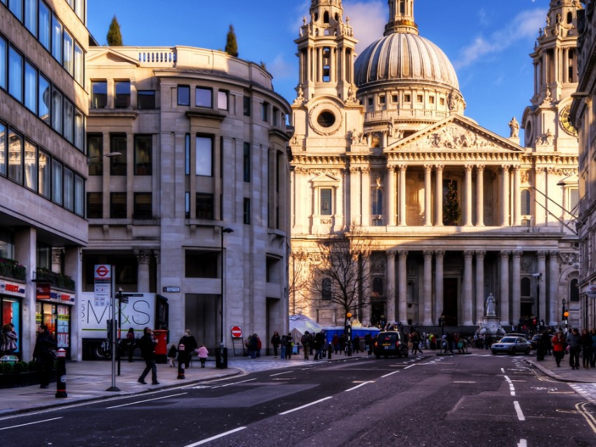 世界顶级足球巨星c罗,足球球星c罗贵州行