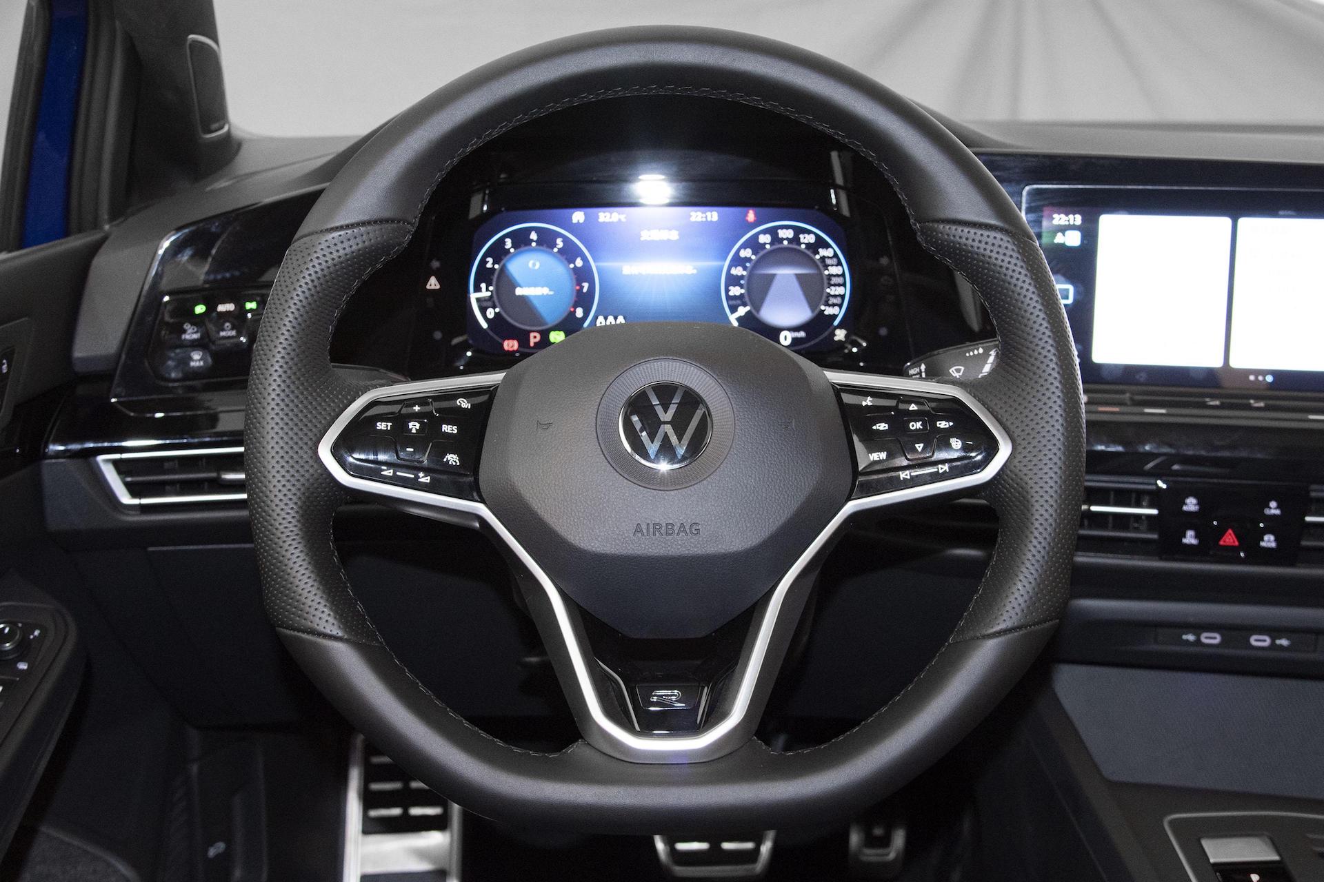 好看就不说了，还这么好开，体验大众高尔夫：一代更比一代强