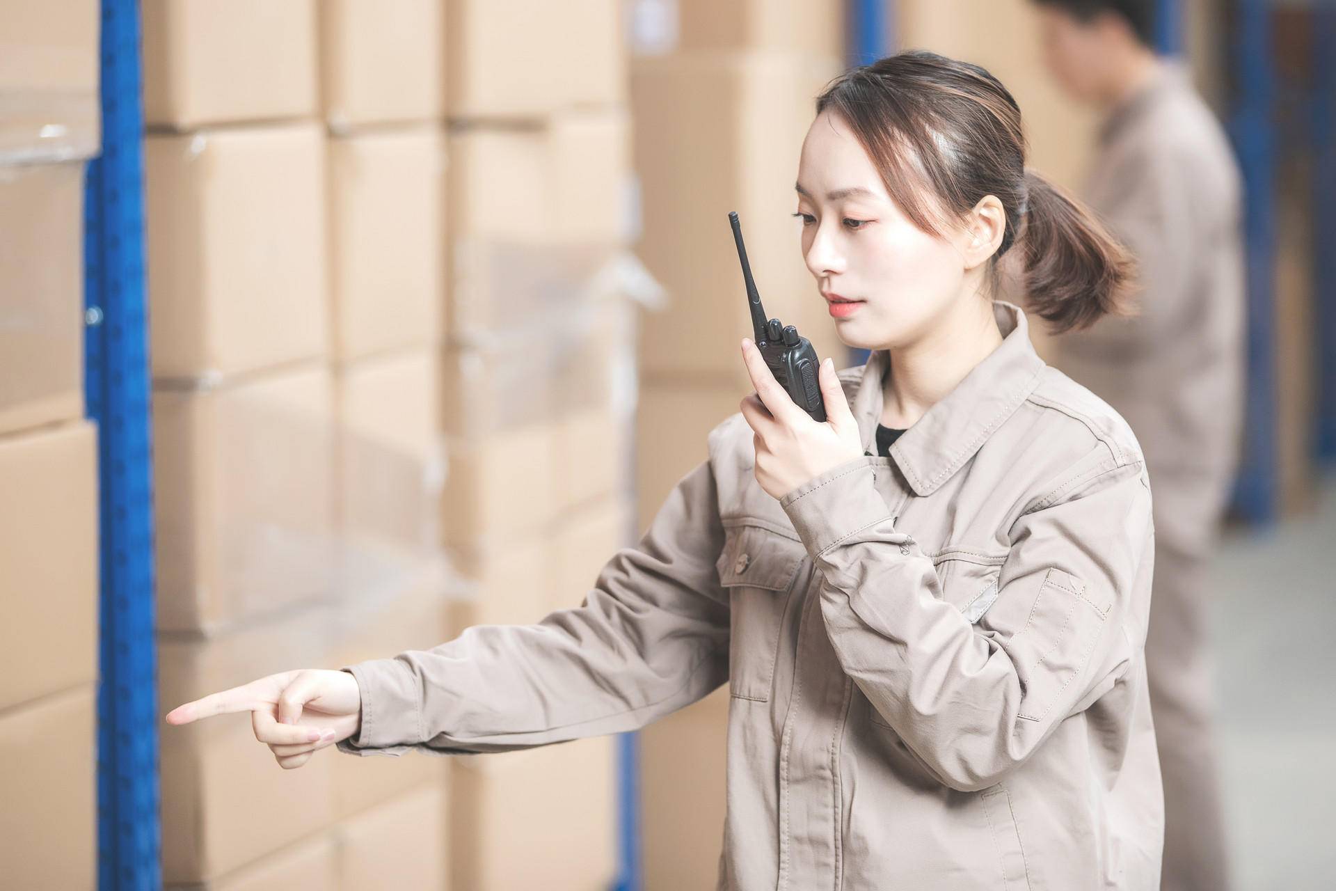 同事跟同事之间排挤你要怎么解决,如何对付单位同事总是背后使坏