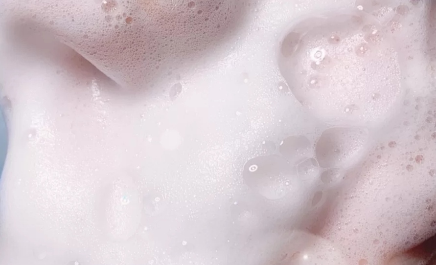 头发天天洗的很干净还是很痒,头发痒跟有虫子爬似的是怎么回事