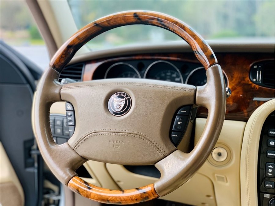 捷豹xj2019款xjl3.0sc璀璨臻藏版,1978年捷豹xj12v12当年落地多少钱