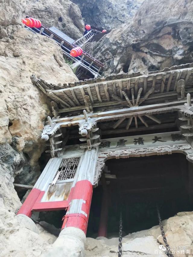 悬空寺不进门值得一看,陕西著名最险悬空寺庙