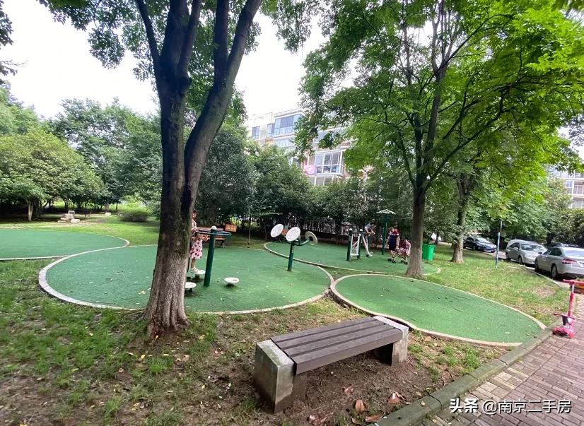 房价不涨反跌？曾经的销冠神盘，如今环境一言难尽，令人唏嘘