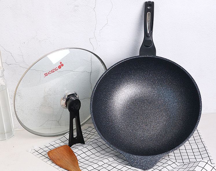 最新款无烟不粘锅,一款又便宜又实用的不粘锅