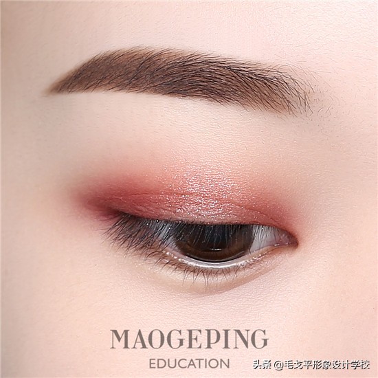 眼妆真的太适合日常了,干净日常的眼妆