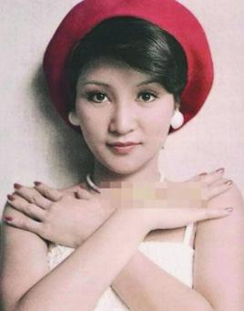 狄波拉潇洒情史，为谢贤甩美国富豪，离婚后嫁小11岁男人收获爱情