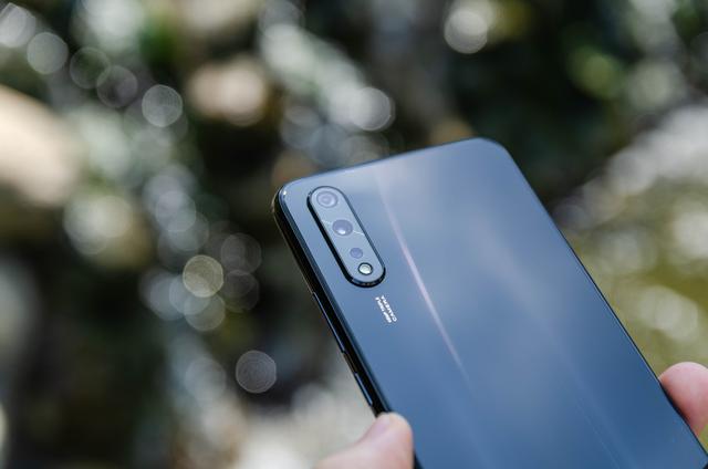 vivoz5到底值不值得入手,vivoz5值不值得学生党用