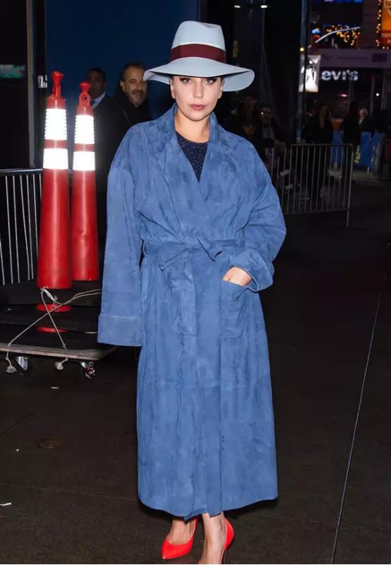 今年潮流短裤,今年牛仔短裤流行色