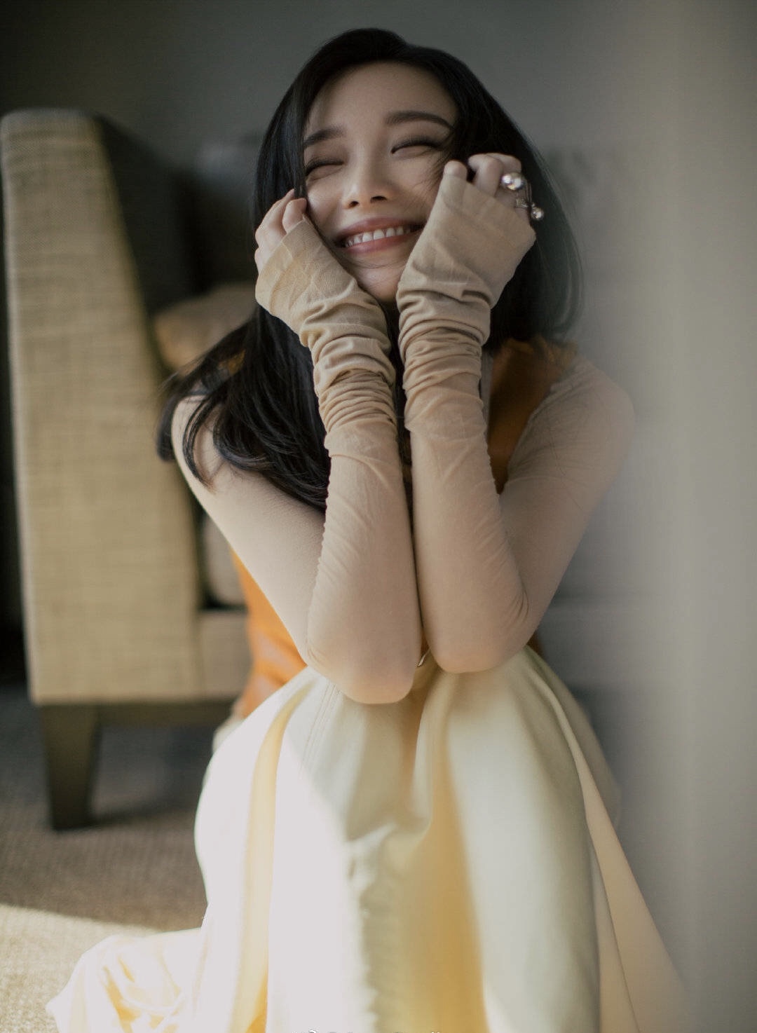 倪妮、吴青峰同款acne，现在就为您安排！