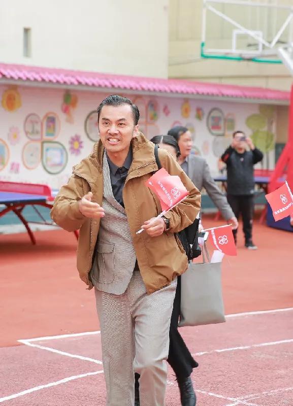 崇和育美，爱满康定|康定市巨海赖俊臻希望小学成功剪彩