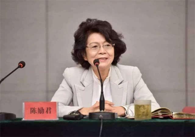 *镕基朱**“网开一面”,华日“起死回生”