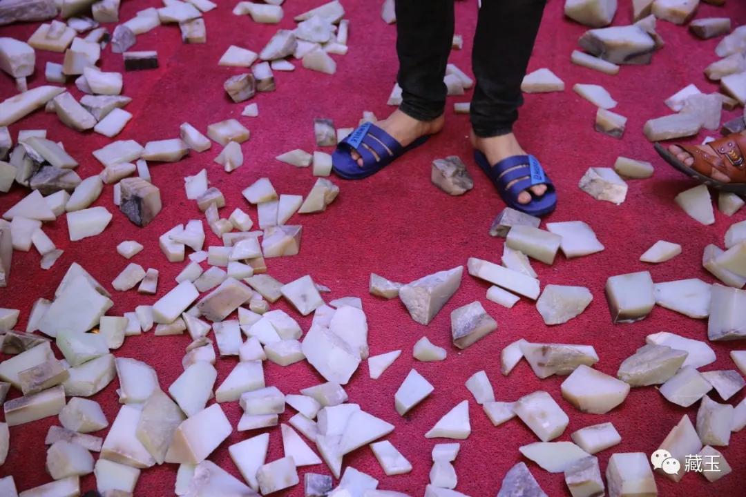 俄料会不会变色,俄料会泛青吗