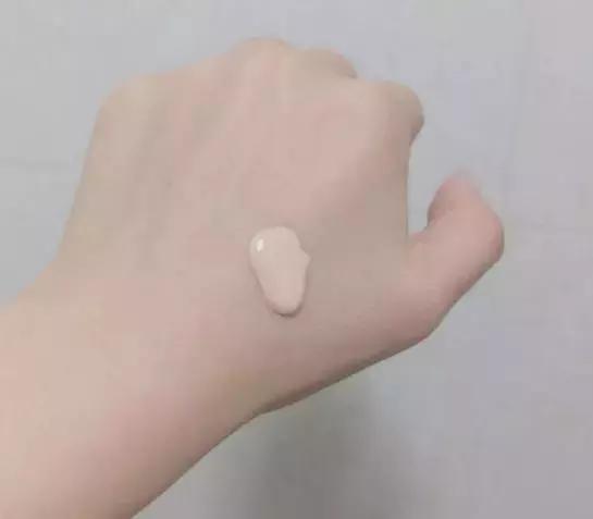 珀兰娜粉底液适合沙漠大干皮吗,变化大作战粉底液