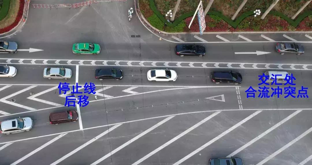 珠海板樟山慢行隧道,珠海板樟山隧道千米红色长廊入口