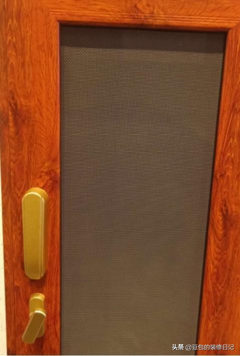 装修时纱窗怎么保护防尘,蚊虫多用什么纱窗好