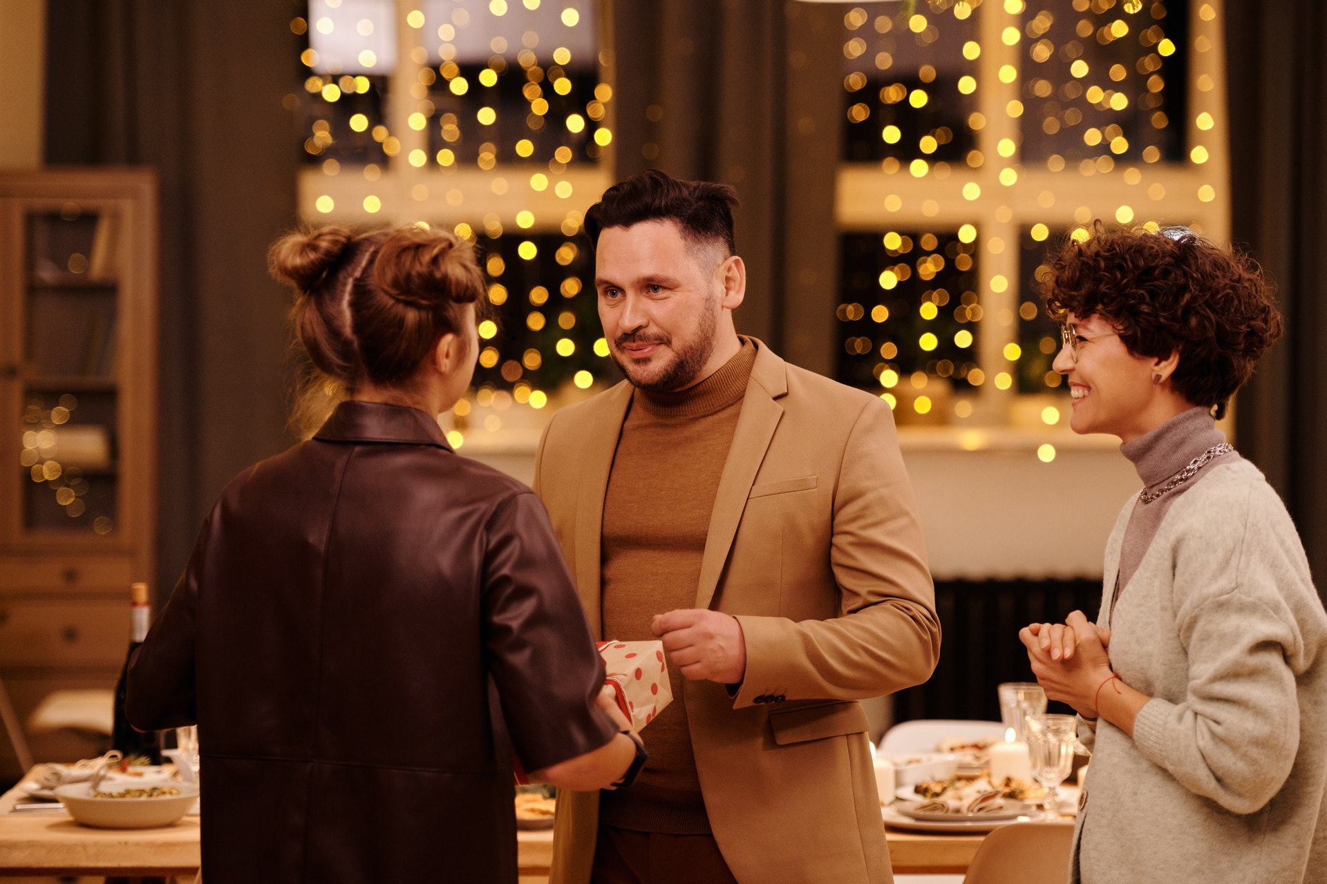 99%的人都不知道，礼物的赠予也要看场合