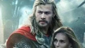 老头滑滑板视频,白胡子老头玩滑板