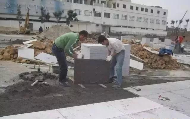 最简单的庭院地面铺装方法,庭院铺装最省钱的方法