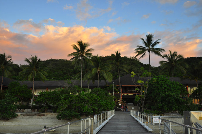 全民热遗|大堡礁上有个翡翠岛,绝美好玩,还是海龟康复中心