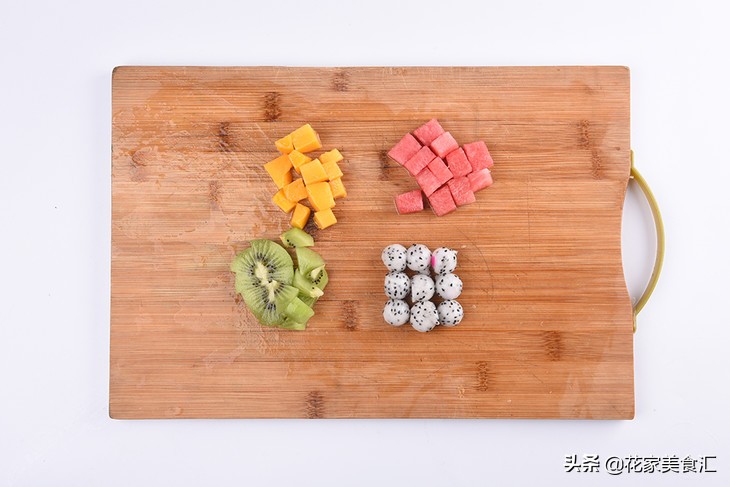 西米露的水果捞好吃吗,西米露坚果水果捞