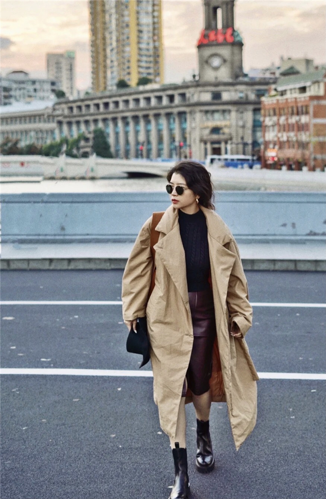 三木驼色大衣怎么穿,三木妈妈驼色羊绒大衣搭配