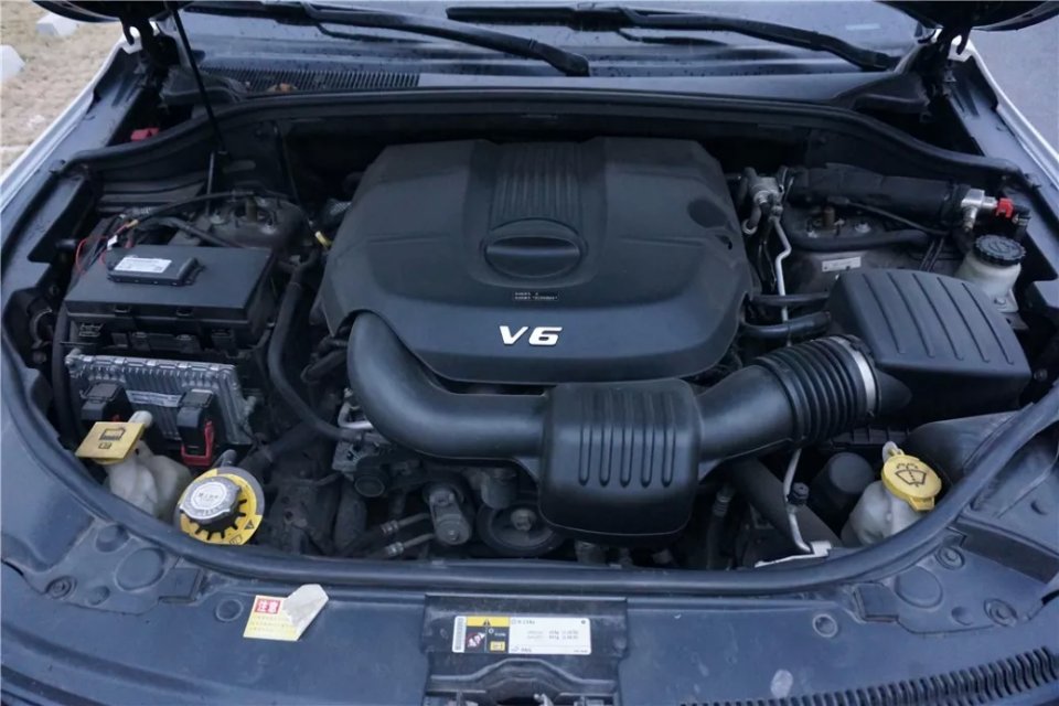 2017大切诺基3.0l基本操作流程,大切诺基3.0l值得入手吗