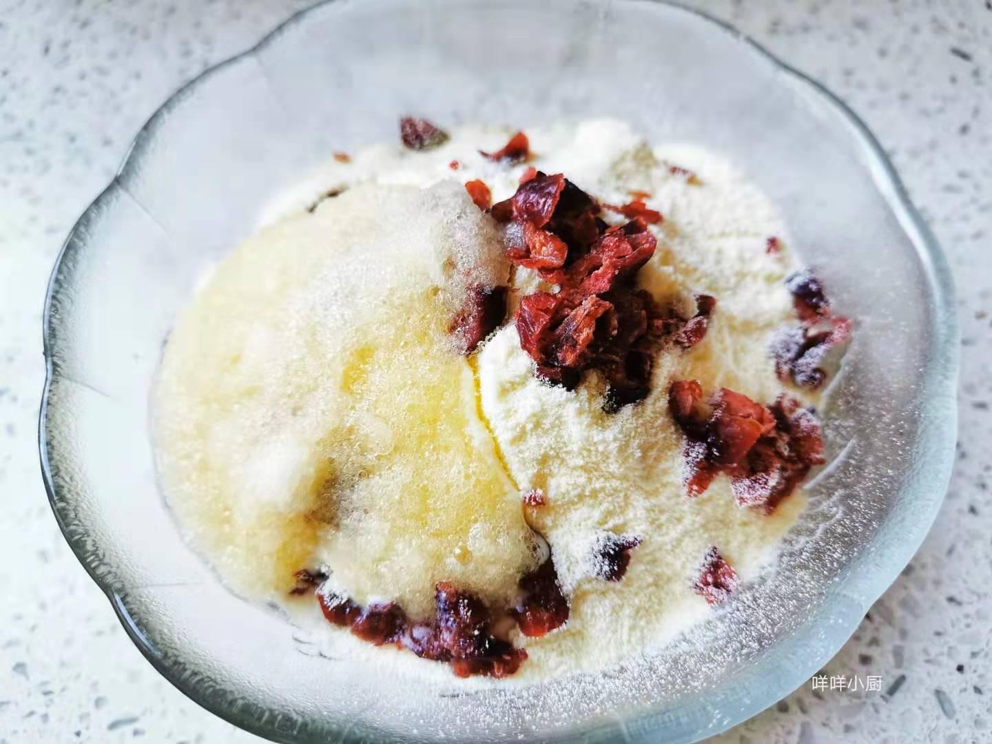奶粉可以做什么好吃的简单小零食,宝宝吃不完的奶粉可以拿来做什么