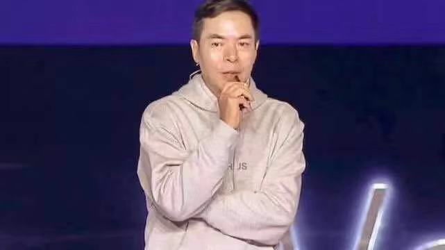 微信之父张小龙的另一片江湖,微信之父张小龙讲了什么