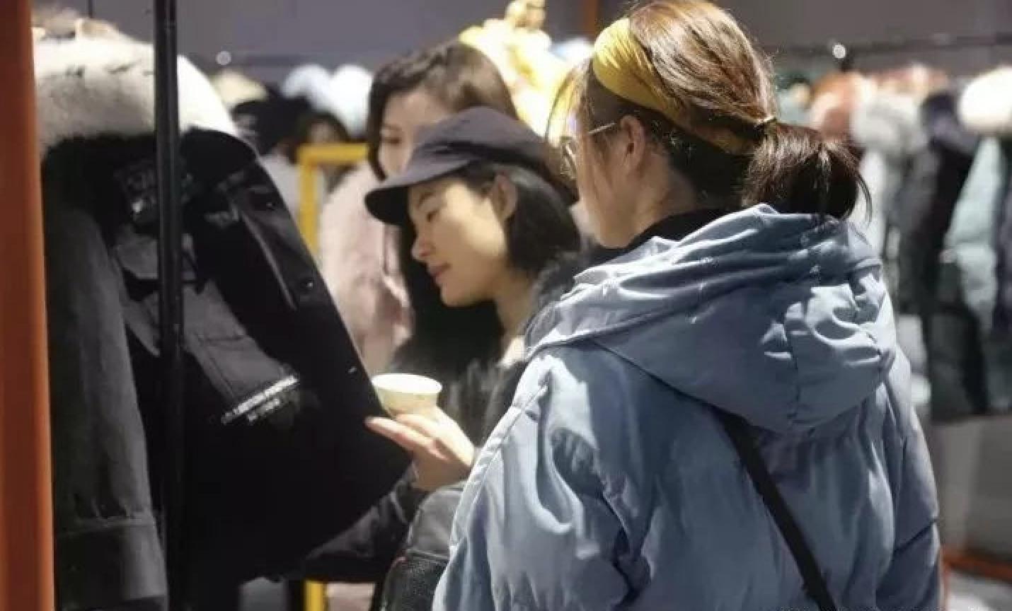 外贸服装一年5000万流水能赚多少,80年后的大妈