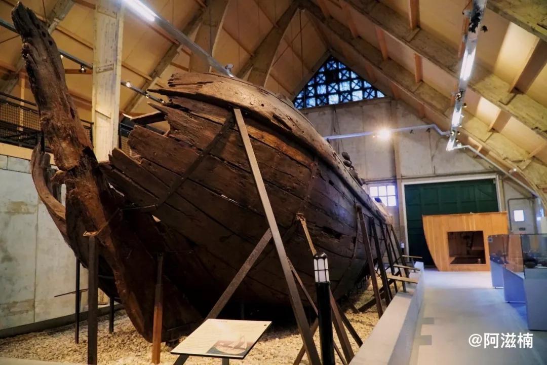 荷兰奥特莱斯折扣店,荷兰奥特莱斯打折