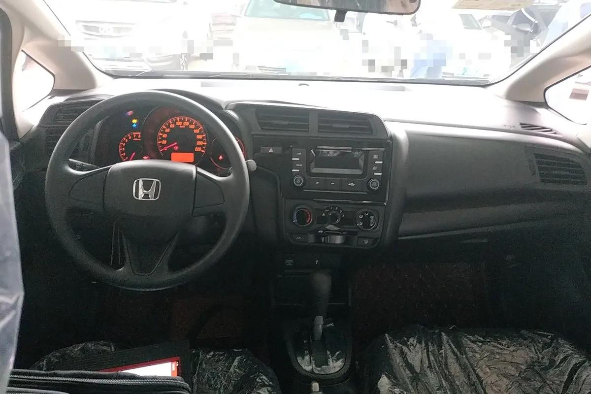 英朗1.3t三缸为什么买的人那么多,英朗1.6t为什么比1.6自吸的好