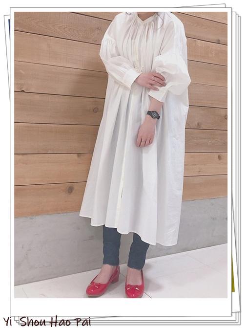 红色鞋子100种搭配,100种小红鞋