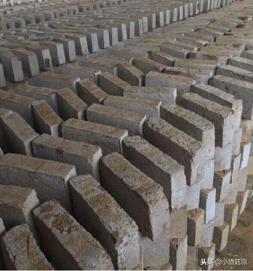 米香白酒的酿造工艺流程,白酒的酿制方法过程