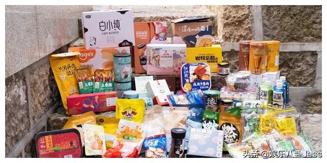 在李佳琦直播间买零食，是个划算的选择吗？