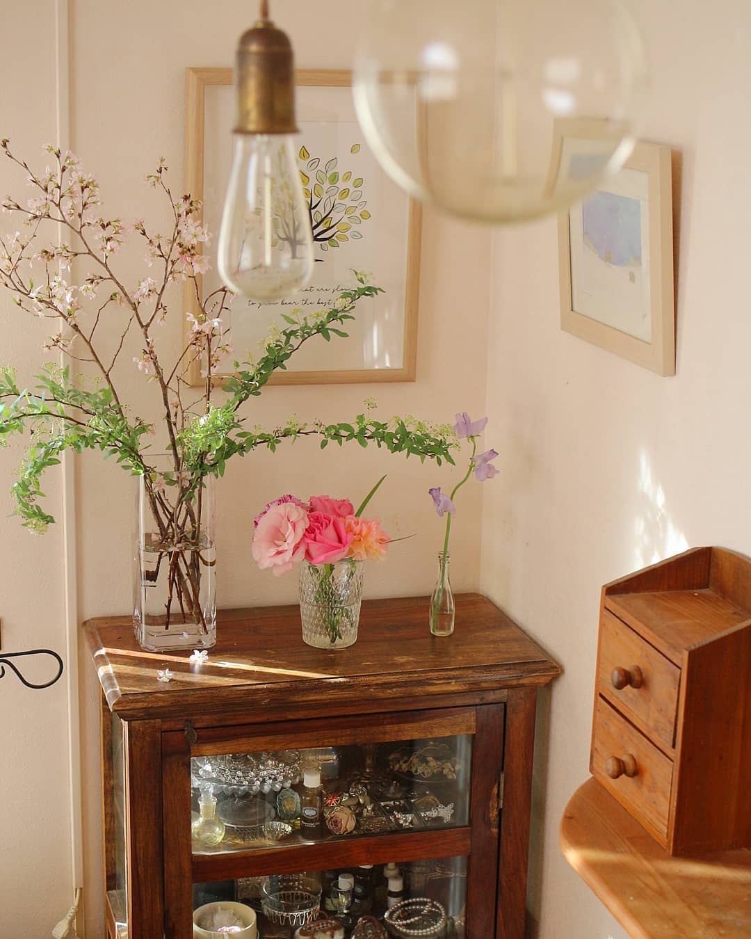 顶层带20平米左右的阁楼房子,有阁楼的挑高房子