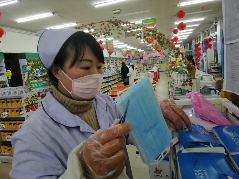 远水解近渴:一万只来自科特迪瓦的口罩在鞍山发售