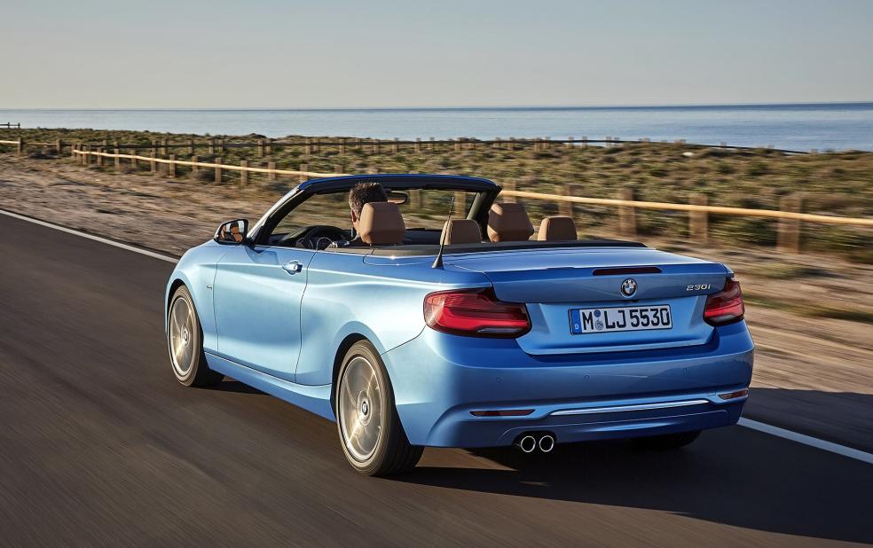 150万适合女生的软顶敞篷跑车,撩妹应该租哪款硬顶敞篷车