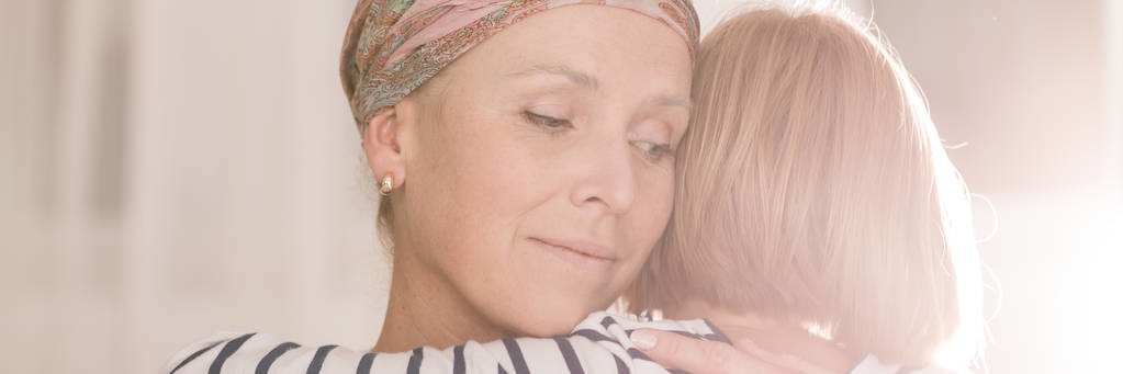 白带不多但有点黄无异味无瘙痒,不痛不痒无异味但白带有点黄绿