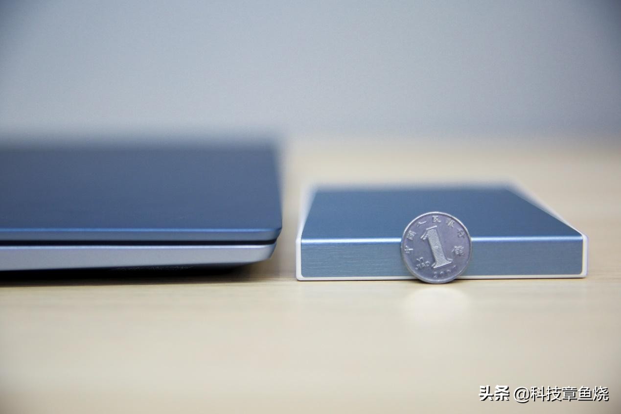 希捷铭3.5寸移动硬盘评测,希捷铭系列移动固态硬盘2tb拆解