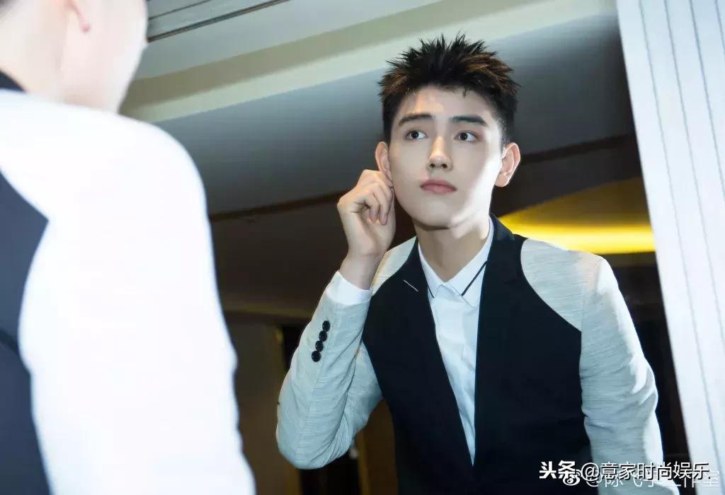 长痘的男生怎么祛痘,男生痘痘反复长不停如何正确祛痘