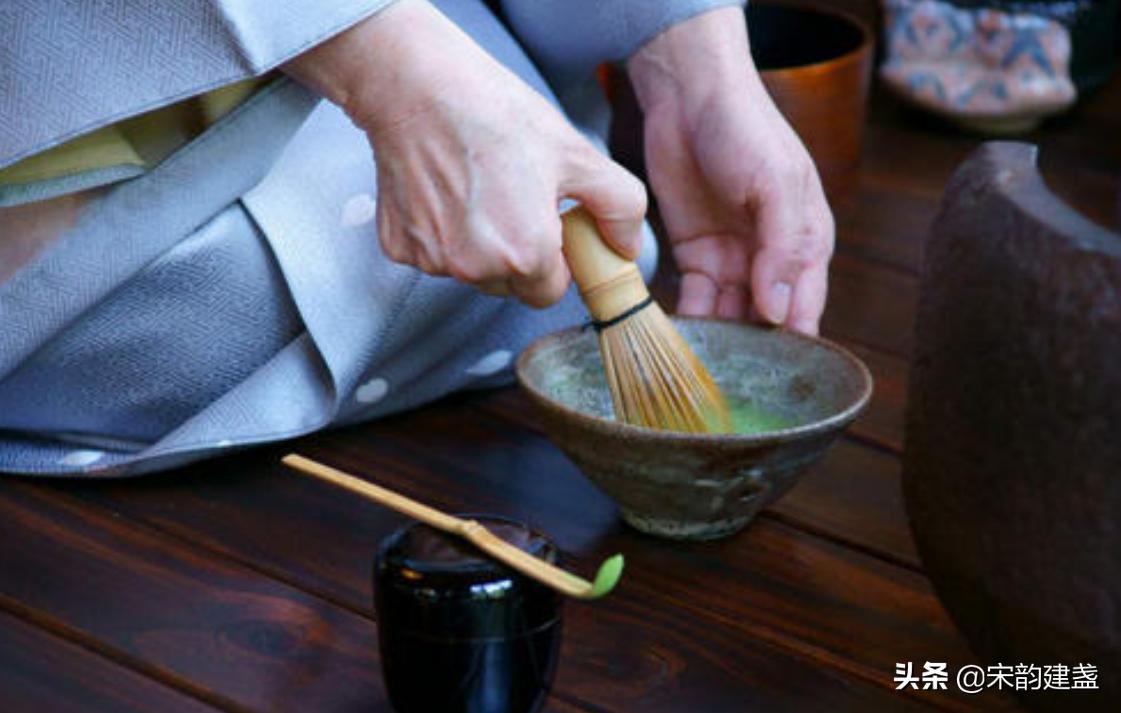 建盏喝茶时间长了建盏有变化吗,用建盏喝茶的好处和坏处