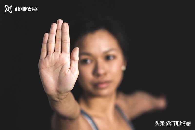 恋爱技巧怎么让女生不生气,恋爱技巧女生回复消息