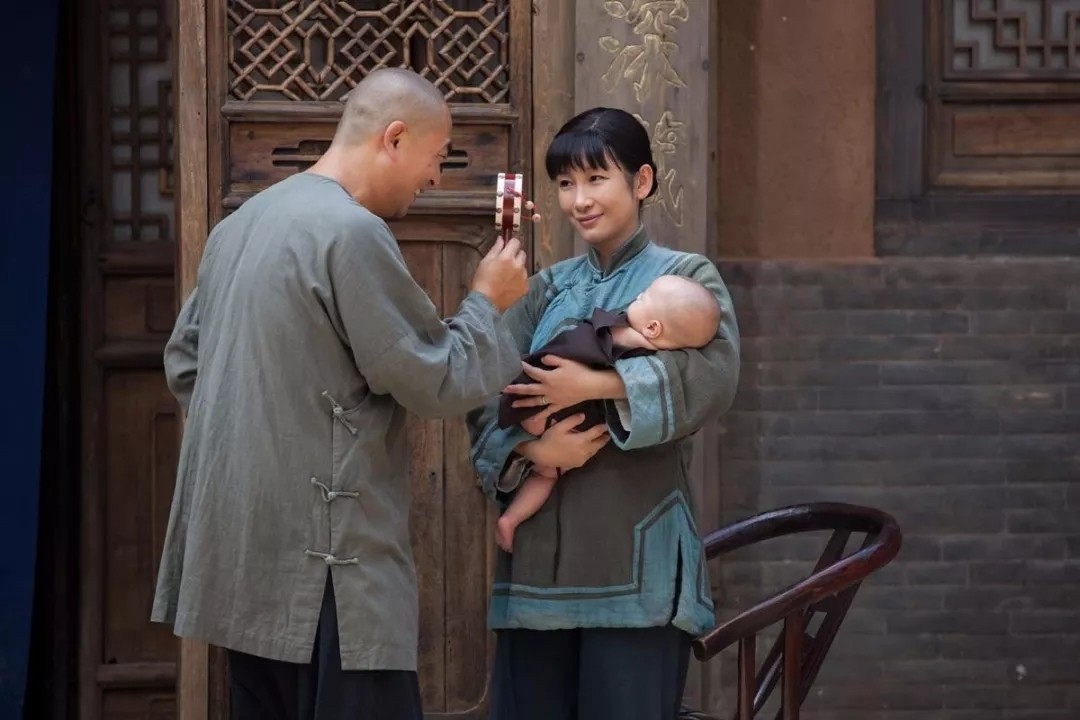 秦海璐嫁给爱情的样子,秦海璐陈宝国三角恋